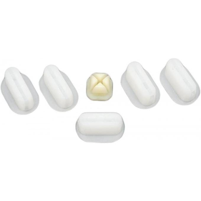 Redline Restomotive® 1978-1981 Chevrolet El Camino Grill Retainer Set