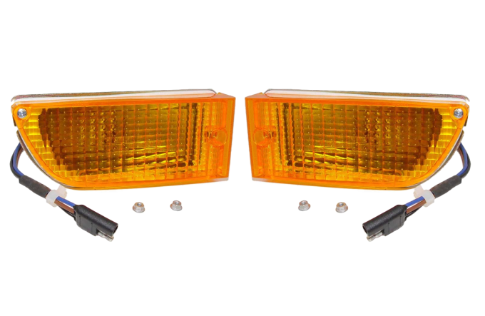 Redline Restomotive® 1971-1972 Ford Mustang Left and Right Hand Amber Parking Lamp Assembly